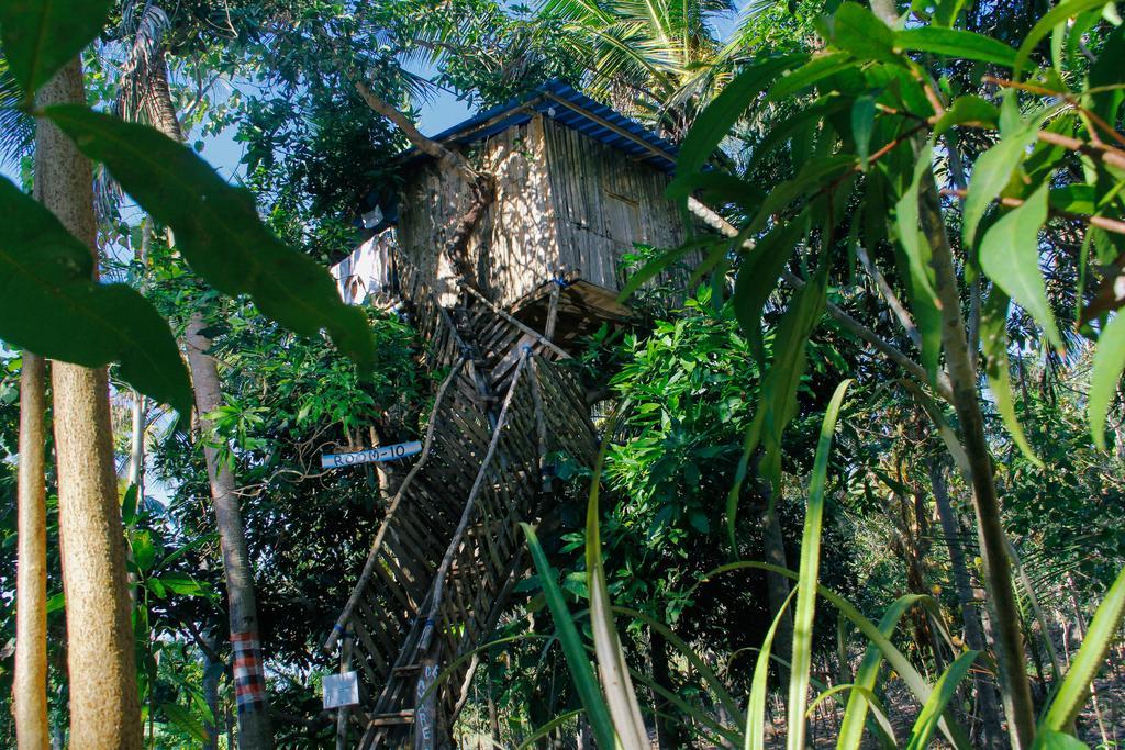 Nyuh Bengkok Tree House Hotel Batununggul Kültér fotó
