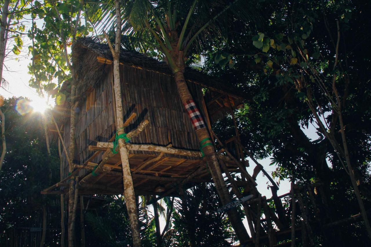 Nyuh Bengkok Tree House Hotel Batununggul Kültér fotó